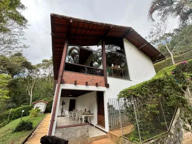 Casa com 3 Quartos à venda, 109m² no Pessegueiros, Teresópolis