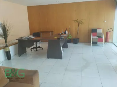 Prédio Comercial para alugar, 901m² no Santo Amaro, São Paulo