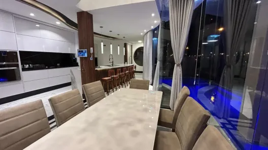 Casa de Condomínio com 4 Quartos para alugar, 380m² no Santa Regina, Camboriú