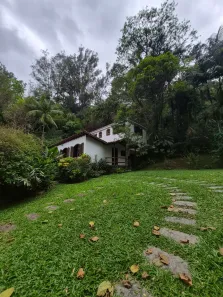 Casa com 4 Quartos para alugar, 150m² no Itaipava, Petrópolis