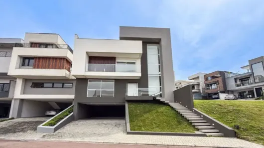 Casa de Condomínio com 3 Quartos à venda, 285m² no Bairro Alto, Curitiba