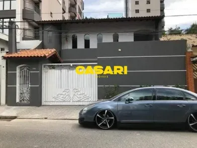 Sobrado com 3 Quartos para alugar, 400m² no Vila Valparaíso, Santo André