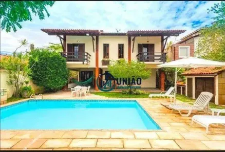 Casa com 3 Quartos à venda, 450m² no Camboinhas, Niterói