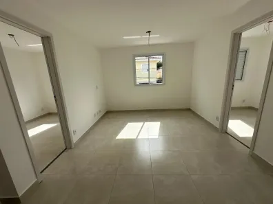 Apartamento com 2 Quartos para alugar, 42m² no Jardim Monte Azul, São Paulo