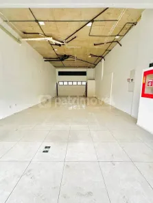 Ponto Comercial à venda, 86m² no Itaipava, Petrópolis