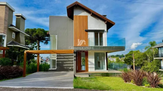 Casa com 3 Quartos à venda, 208m² no Centro, Canela