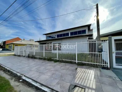 Casa com 5 Quartos à venda, 345m² no Zona Nova, Tramandaí