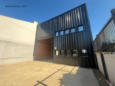 Galpão/Depósito/Armazém para alugar, 350m² no Nossa Senhora das Graças, Canoas