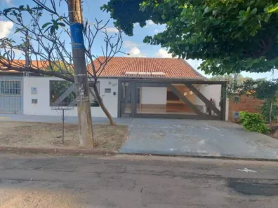 Casa com 2 Quartos à venda, 228m² no Panamá, Campo Grande