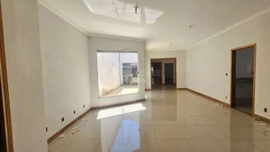 Casa com 3 Quartos à venda, 207m² no Vila Melhado, Araraquara