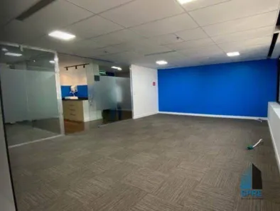 Sala Comercial para alugar, 112m² no Vila Olímpia, São Paulo