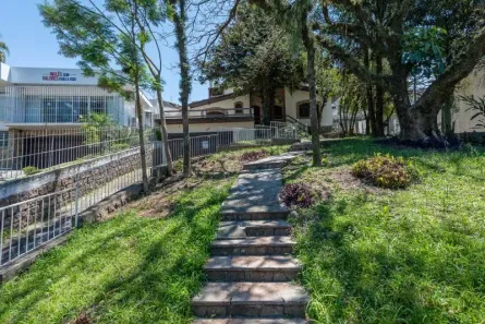 Ponto Comercial com 3 Quartos para alugar, 207m² no Vila Assunção, Porto Alegre