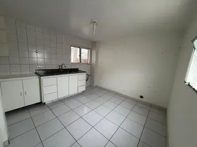 Casa com 2 Quartos para alugar, 55m² no Vila Zat, São Paulo