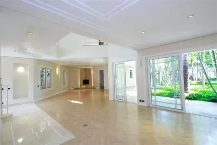 Casa com 4 Quartos à venda, 650m² no Jardim Cordeiro, São Paulo