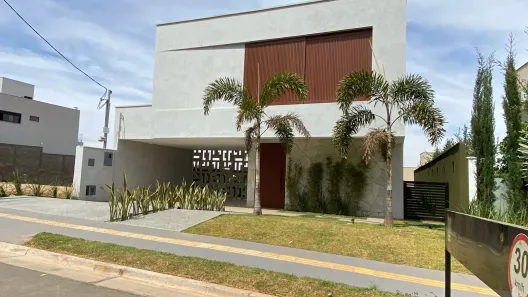 Casa de Condomínio com 3 Quartos à venda, 274m² no Jardins Nápoles, Senador Canedo