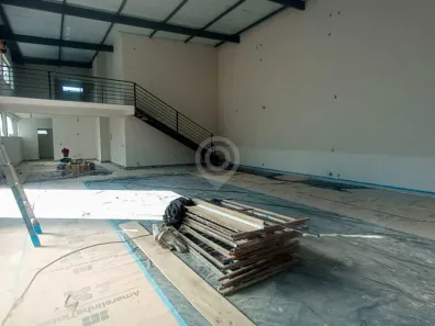 Galpão/Depósito/Armazém para alugar, 200m² no Centro, Morungaba