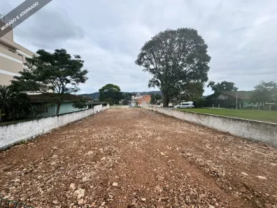 à venda, 760m² no Centro, Penha