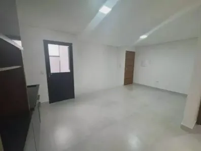 Apartamento com 2 Quartos para alugar, 45m² no Vila Linda, Santo André