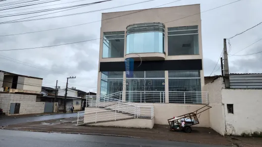 Prédio Comercial para alugar, 500m² no Cordeiros, Itajaí