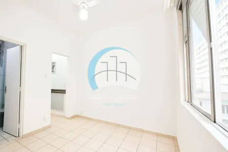 Kitnet com 1 Quarto à venda, 30m² no Boqueirão, Santos