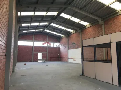 Galpão/Depósito/Armazém para alugar, 330m² no Niterói, Canoas
