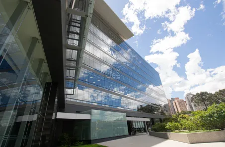 Sala Comercial para alugar, 198m² no Rebouças, Curitiba