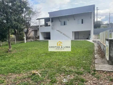 Fazenda/Sítio com 3 Quartos à venda, 50m² no Vila Velha, Caçapava