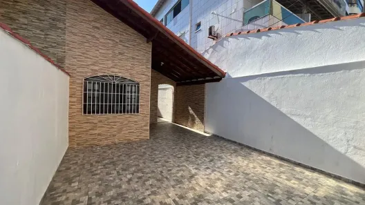 Casa com 2 Quartos para alugar, 70m² no Mirim, Praia Grande