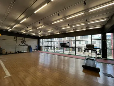 Ponto Comercial para alugar, 579m² no Condomínio Royal Park, São José dos Campos