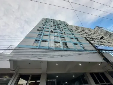 Apartamento com 2 Quartos para alugar, 58m² no Centro, Florianópolis