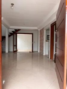 Casa com 2 Quartos para alugar, 171m² no Centro, São Sebastião