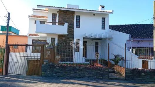 Casa com 3 Quartos à venda, 284m² no São José, Santa Maria