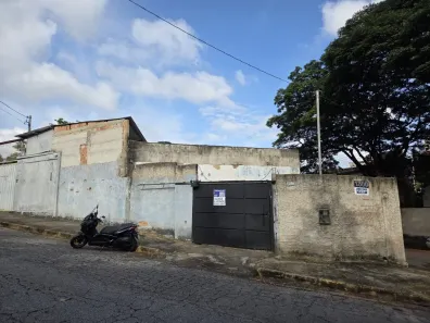 Casa com 4 Quartos para alugar, 120m² no São Luiz, Belo Horizonte
