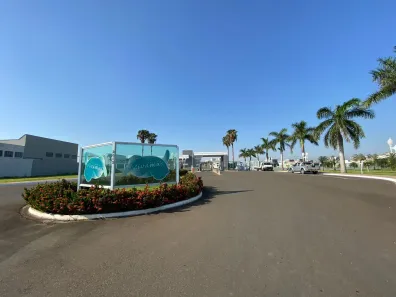 Lote/Terreno à venda, 250m² no Mato Alto, Saltinho