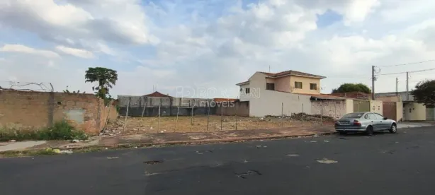 Lote/Terreno à venda, 300m² no Jardim Tabapuã (Vila Xavier), Araraquara