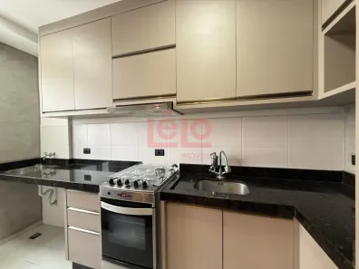 Apartamento com 2 Quartos para alugar, 49m² no Parque Industrial, Maringá