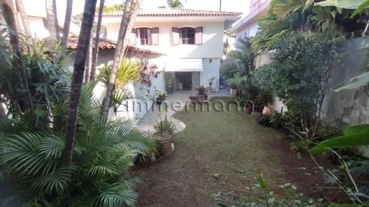 Sobrado com 3 Quartos à venda, 240m² no Alto de Pinheiros, São Paulo