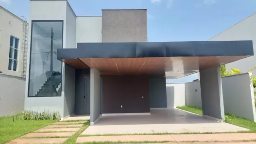 Casa de Condomínio com 4 Quartos à venda, 180m² no Vale Quem Tem, Teresina