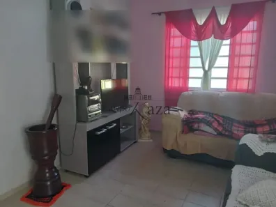 com 3 Quartos para alugar, 300m² no São Francisco Xavier, São José dos Campos
