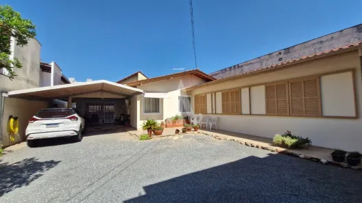 Casa com 4 Quartos à venda, 170m² no Anita Garibaldi, Joinville