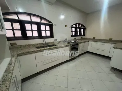Sobrado com 3 Quartos à venda, 323m² no Jardim Pilar, Mauá