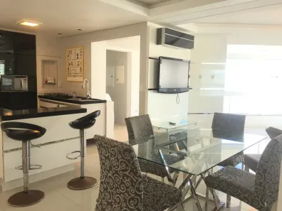 Apartamento com 2 Quartos para alugar, 75m² no Pioneiros, Balneário Camboriú