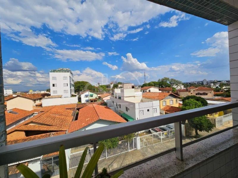 Cobertura com 4 quartos — Planalto, Belo Horizonte