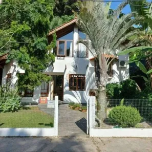 Casa com 4 Quartos para alugar, 250m² no Jurerê Internacional, Florianópolis