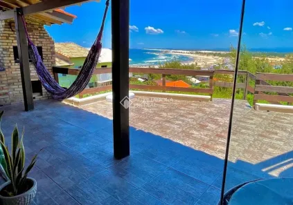 Imóvel Comercial com 7 Quartos à venda, 320m² no Centro, Laguna
