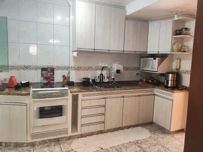 Sobrado com 3 Quartos à venda, 198m² no Vila São Paulo, Jundiaí