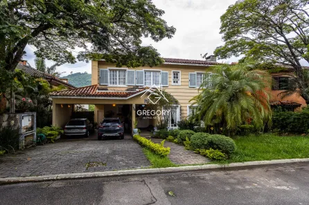 Casa de Condomínio com 5 Quartos para alugar, 361m² no Alphaville, Santana de Parnaíba