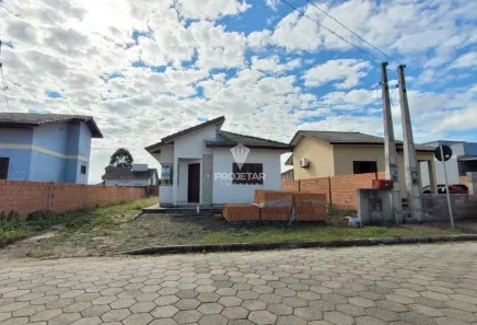 Casa com 2 Quartos para alugar, 50m² no Industrial, Araranguá