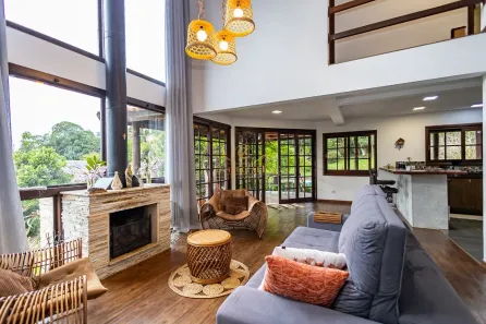 Fazenda/Sítio com 3 Quartos à venda, 232m² no Rondinha, Campo Largo