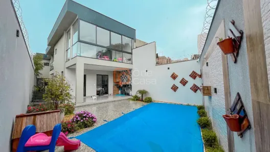 Casa com 3 Quartos à venda, 220m² no Lúcio de Abreu, Contagem